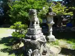 賀久留神社の狛犬