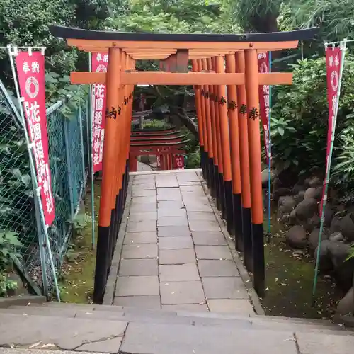 花園稲荷神社の鳥居