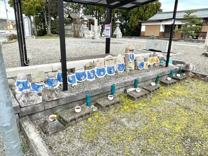 地蔵(石仏・石塔)(滋賀県)