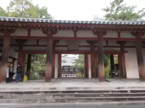 唐招提寺の山門・神門