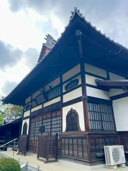 大正寺の{uncategorized: "未分類", other: "その他", undefined: "問題あり", building: "その他建物", grave: "お墓", sacred_gate: "鳥居", guardian: "狛犬", statue: "像", buddha: "仏像", history: "歴史", nature: "自然", garden: "庭園", animal: "動物", pagoda: "塔", temizu: "手水舎", mountain_gate: "山門・神門", sanctuary: "本殿・本堂", subordinate: "末社・摂社", art: "芸術", scenery: "景色", jizo: "地蔵", ema: "絵馬", goshuin: "御朱印", omikuji: "おみくじ", items: "授与品その他", amulet: "お守り", goshuincho: "御朱印帳", eats: "食事", festival: "お祭り", votive_dance: "神楽", shichigosan: "七五三参", wedding: "結婚式", experience: "体験その他", initially: "初詣", around: "周辺", anti_infection: "感染症対策"}