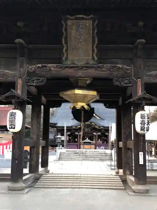 妻沼聖天山歓喜院の山門・神門