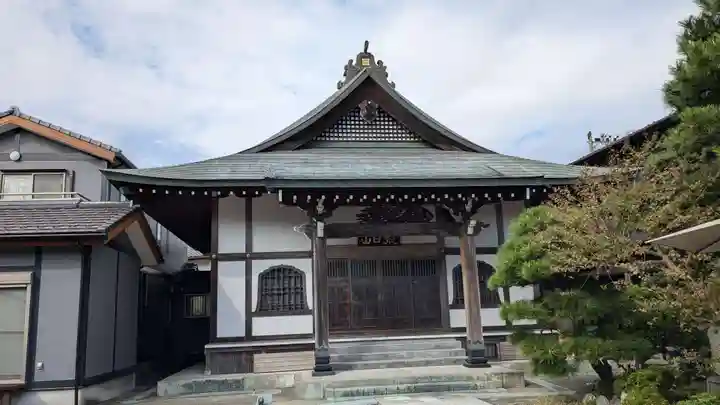 勧行寺の本殿・本堂