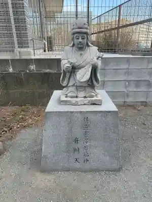 琵琶島神社の{uncategorized: "未分類", other: "その他", undefined: "問題あり", building: "その他建物", grave: "お墓", sacred_gate: "鳥居", guardian: "狛犬", statue: "像", buddha: "仏像", history: "歴史", nature: "自然", garden: "庭園", animal: "動物", pagoda: "塔", temizu: "手水舎", mountain_gate: "山門・神門", sanctuary: "本殿・本堂", subordinate: "末社・摂社", art: "芸術", scenery: "景色", jizo: "地蔵", ema: "絵馬", goshuin: "御朱印", omikuji: "おみくじ", items: "授与品その他", amulet: "お守り", goshuincho: "御朱印帳", eats: "食事", festival: "お祭り", votive_dance: "神楽", shichigosan: "七五三参", wedding: "結婚式", experience: "体験その他", initially: "初詣", around: "周辺", anti_infection: "感染症対策"}