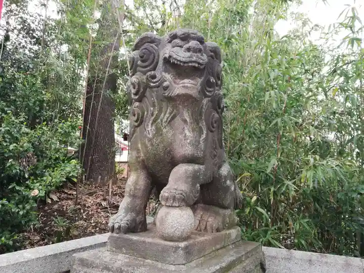 居木神社の狛犬
