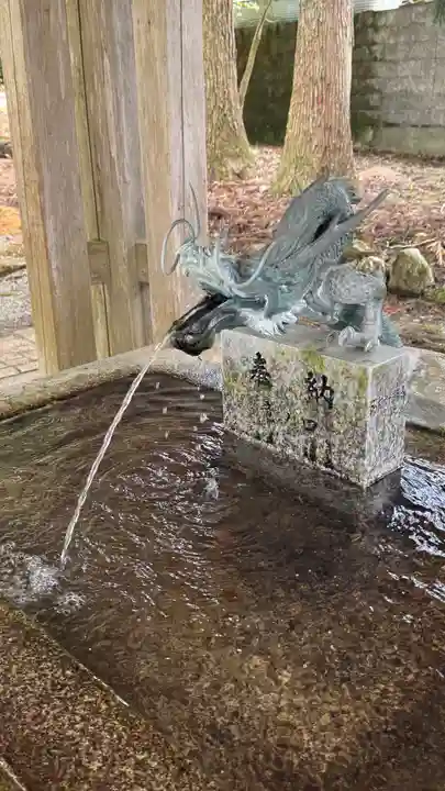雄山神社中宮祈願殿(富山県)