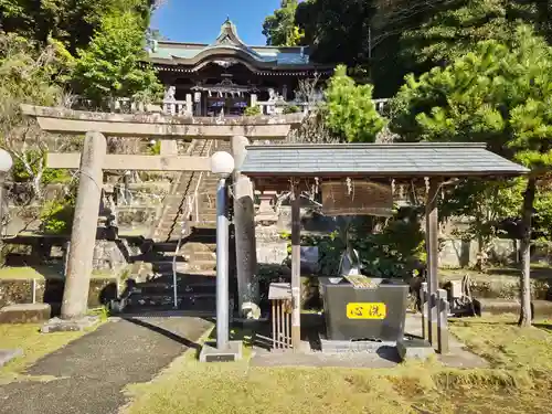 大仁神社の手水舎