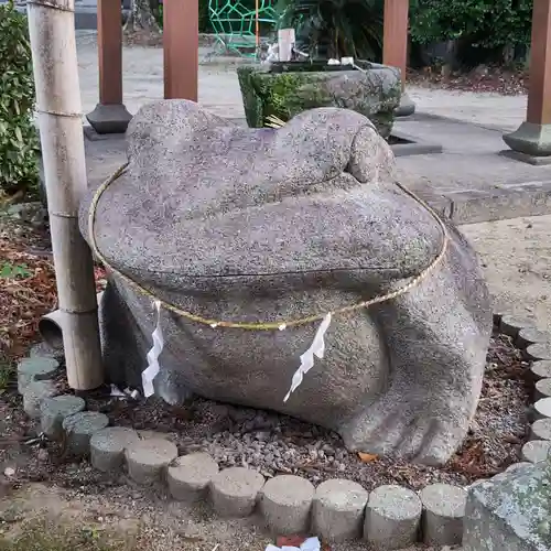 温泉熊野神社の狛犬