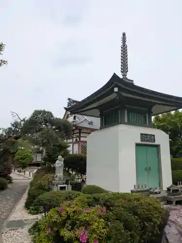 西蓮寺(東京都)