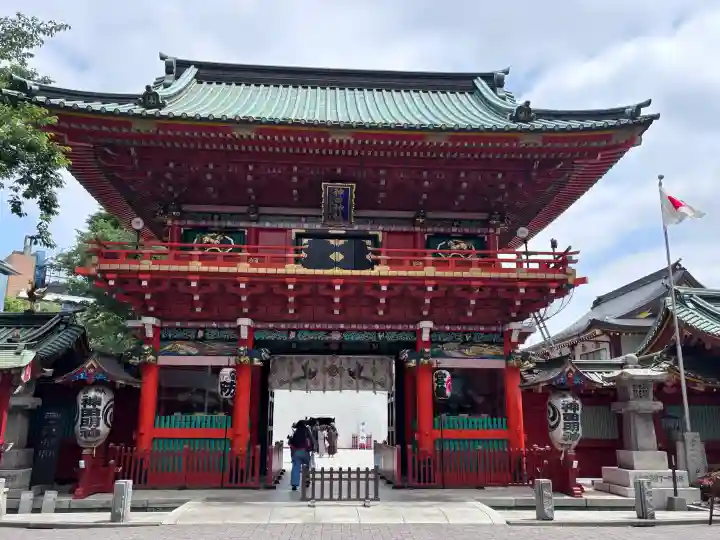 神田神社(神田明神)の{uncategorized: "未分類", other: "その他", undefined: "問題あり", building: "その他建物", grave: "お墓", sacred_gate: "鳥居", guardian: "狛犬", statue: "像", buddha: "仏像", history: "歴史", nature: "自然", garden: "庭園", animal: "動物", pagoda: "塔", temizu: "手水舎", mountain_gate: "山門・神門", sanctuary: "本殿・本堂", subordinate: "末社・摂社", art: "芸術", scenery: "景色", jizo: "地蔵", ema: "絵馬", goshuin: "御朱印", omikuji: "おみくじ", items: "授与品その他", amulet: "お守り", goshuincho: "御朱印帳", eats: "食事", festival: "お祭り", votive_dance: "神楽", shichigosan: "七五三参", wedding: "結婚式", experience: "体験その他", initially: "初詣", around: "周辺", anti_infection: "感染症対策"}