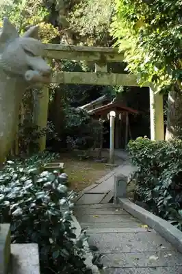 木嶋坐天照御魂神社の狛犬