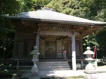 岩殿寺の本殿・本堂