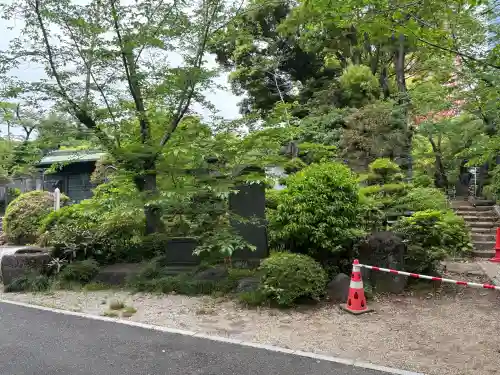 増上寺の{uncategorized: "未分類", other: "その他", undefined: "問題あり", building: "その他建物", grave: "お墓", sacred_gate: "鳥居", guardian: "狛犬", statue: "像", buddha: "仏像", history: "歴史", nature: "自然", garden: "庭園", animal: "動物", pagoda: "塔", temizu: "手水舎", mountain_gate: "山門・神門", sanctuary: "本殿・本堂", subordinate: "末社・摂社", art: "芸術", scenery: "景色", jizo: "地蔵", ema: "絵馬", goshuin: "御朱印", omikuji: "おみくじ", items: "授与品その他", amulet: "お守り", goshuincho: "御朱印帳", eats: "食事", festival: "お祭り", votive_dance: "神楽", shichigosan: "七五三参", wedding: "結婚式", experience: "体験その他", initially: "初詣", around: "周辺", anti_infection: "感染症対策"}