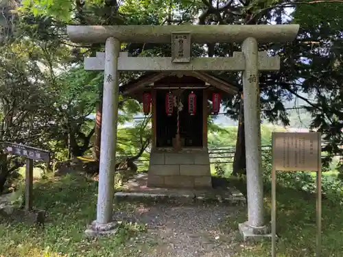 養父神社の末社・摂社