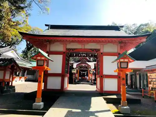 揖宿神社の山門