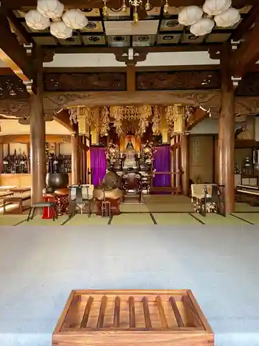 宗三寺の本殿・本堂