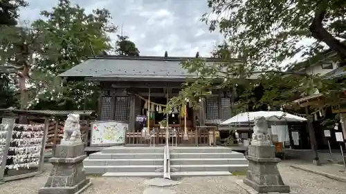 二柱神社の本殿