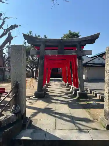 妙法稲荷神社の{uncategorized: "未分類", other: "その他", undefined: "問題あり", building: "その他建物", grave: "お墓", sacred_gate: "鳥居", guardian: "狛犬", statue: "像", buddha: "仏像", history: "歴史", nature: "自然", garden: "庭園", animal: "動物", pagoda: "塔", temizu: "手水舎", mountain_gate: "山門・神門", sanctuary: "本殿・本堂", subordinate: "末社・摂社", art: "芸術", scenery: "景色", jizo: "地蔵", ema: "絵馬", goshuin: "御朱印", omikuji: "おみくじ", items: "授与品その他", amulet: "お守り", goshuincho: "御朱印帳", eats: "食事", festival: "お祭り", votive_dance: "神楽", shichigosan: "七五三参", wedding: "結婚式", experience: "体験その他", initially: "初詣", around: "周辺", anti_infection: "感染症対策"}