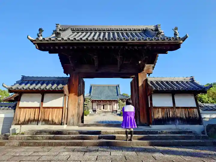 三河別院の山門・神門