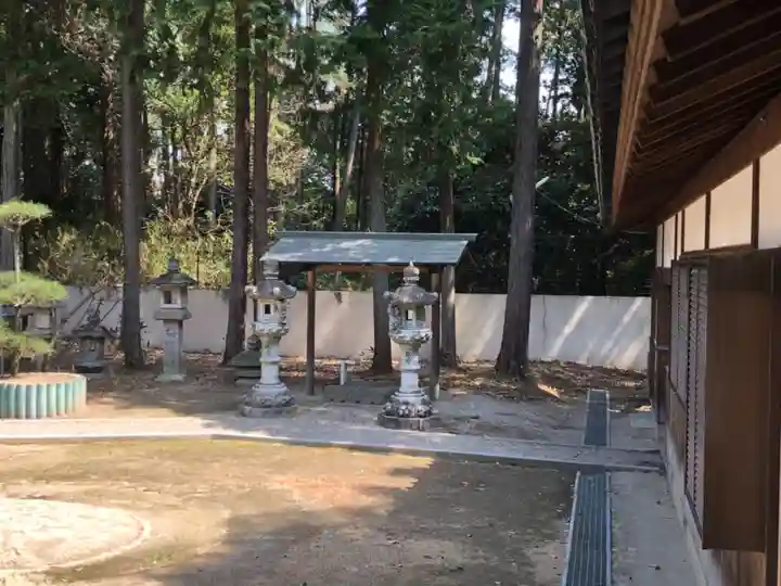 宇奈多理坐高御魂神社のその他建物