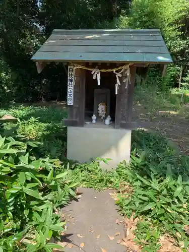 氷川神社の末社