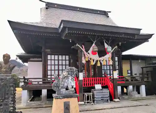 白鳥神社の本殿・本堂