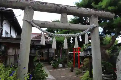 御嶽山神社の鳥居