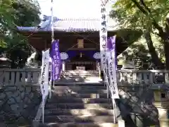 神明社の本殿