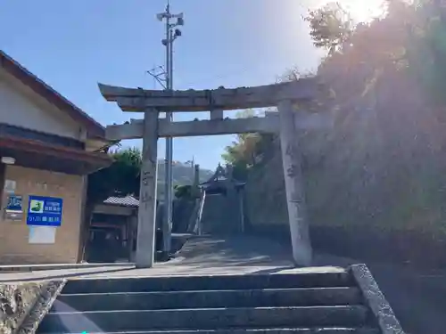正八幡神社の鳥居