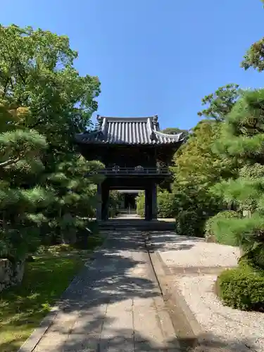 伊勢の国 四天王寺の山門