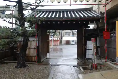 射楯兵主神社の山門