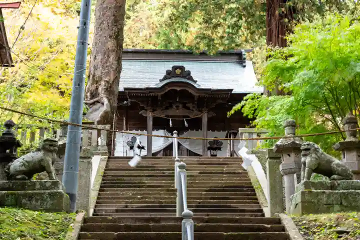 新海三社神社(長野県)