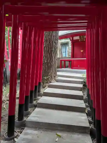 乃木神社の{uncategorized: "未分類", other: "その他", undefined: "問題あり", building: "その他建物", grave: "お墓", sacred_gate: "鳥居", guardian: "狛犬", statue: "像", buddha: "仏像", history: "歴史", nature: "自然", garden: "庭園", animal: "動物", pagoda: "塔", temizu: "手水舎", mountain_gate: "山門・神門", sanctuary: "本殿・本堂", subordinate: "末社・摂社", art: "芸術", scenery: "景色", jizo: "地蔵", ema: "絵馬", goshuin: "御朱印", omikuji: "おみくじ", items: "授与品その他", amulet: "お守り", goshuincho: "御朱印帳", eats: "食事", festival: "お祭り", votive_dance: "神楽", shichigosan: "七五三参", wedding: "結婚式", experience: "体験その他", initially: "初詣", around: "周辺", anti_infection: "感染症対策"}