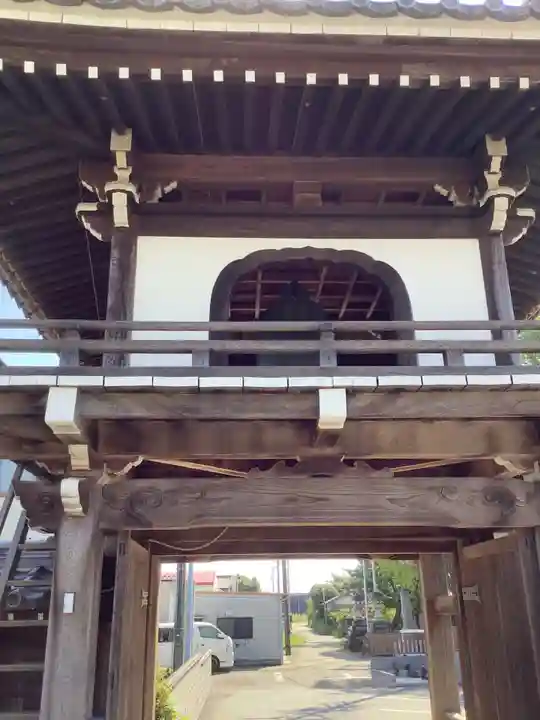 本曽寺の山門・神門