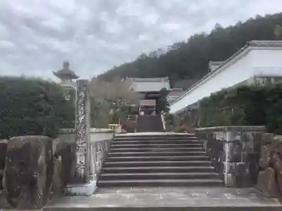 梅龍寺の山門・神門