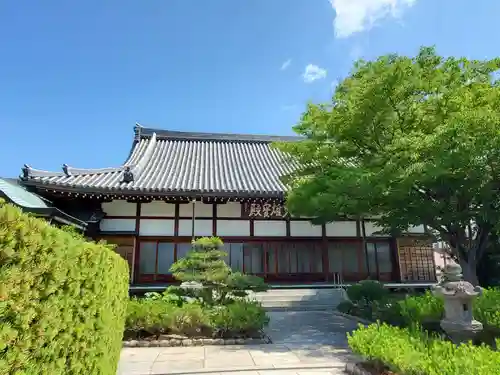 龍谷寺の本殿・本堂