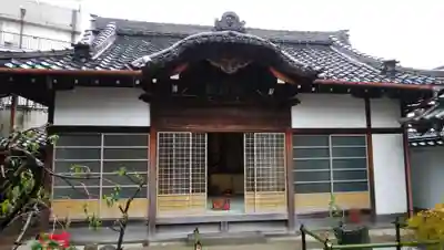 荘厳寺の本殿・本堂