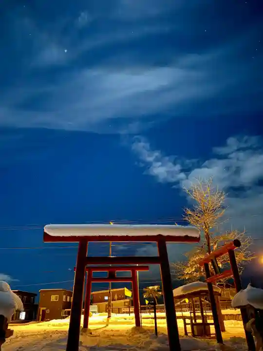 谷好稲荷神社の{uncategorized: "未分類", other: "その他", undefined: "問題あり", building: "その他建物", grave: "お墓", sacred_gate: "鳥居", guardian: "狛犬", statue: "像", buddha: "仏像", history: "歴史", nature: "自然", garden: "庭園", animal: "動物", pagoda: "塔", temizu: "手水舎", mountain_gate: "山門・神門", sanctuary: "本殿・本堂", subordinate: "末社・摂社", art: "芸術", scenery: "景色", jizo: "地蔵", ema: "絵馬", goshuin: "御朱印", omikuji: "おみくじ", items: "授与品その他", amulet: "お守り", goshuincho: "御朱印帳", eats: "食事", festival: "お祭り", votive_dance: "神楽", shichigosan: "七五三参", wedding: "結婚式", experience: "体験その他", initially: "初詣", around: "周辺", anti_infection: "感染症対策"}