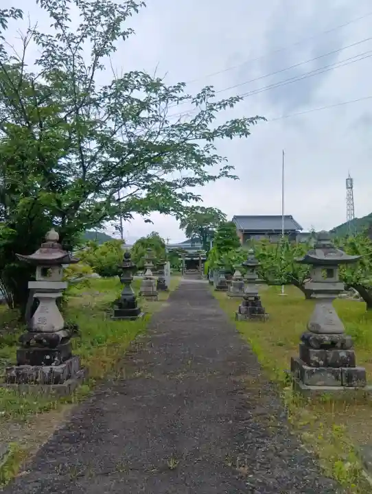 北野神社の{uncategorized: "未分類", other: "その他", undefined: "問題あり", building: "その他建物", grave: "お墓", sacred_gate: "鳥居", guardian: "狛犬", statue: "像", buddha: "仏像", history: "歴史", nature: "自然", garden: "庭園", animal: "動物", pagoda: "塔", temizu: "手水舎", mountain_gate: "山門・神門", sanctuary: "本殿・本堂", subordinate: "末社・摂社", art: "芸術", scenery: "景色", jizo: "地蔵", ema: "絵馬", goshuin: "御朱印", omikuji: "おみくじ", items: "授与品その他", amulet: "お守り", goshuincho: "御朱印帳", eats: "食事", festival: "お祭り", votive_dance: "神楽", shichigosan: "七五三参", wedding: "結婚式", experience: "体験その他", initially: "初詣", around: "周辺", anti_infection: "感染症対策"}