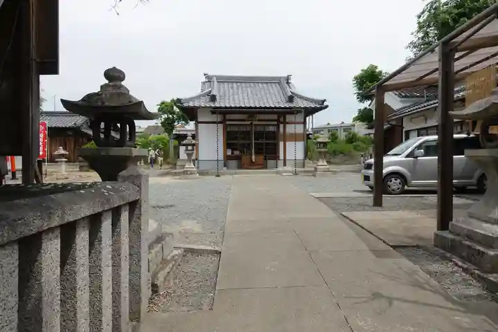 阿久刀神社の本殿・本堂