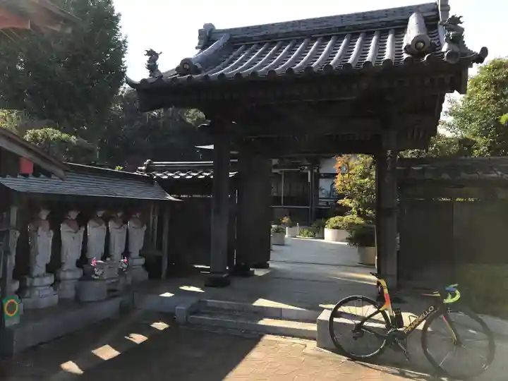 長福寺の山門・神門