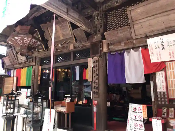 岡寺(龍蓋寺)の本殿・本堂