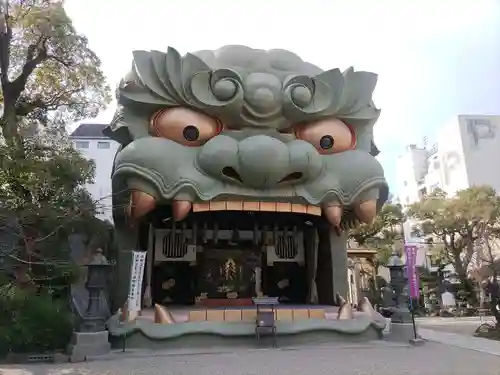 難波八阪神社の狛犬