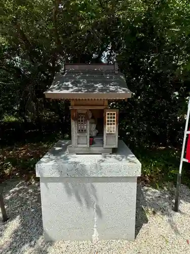 諏訪神社の末社