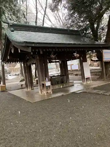 平塚八幡宮の手水