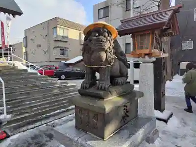 札幌諏訪神社の狛犬