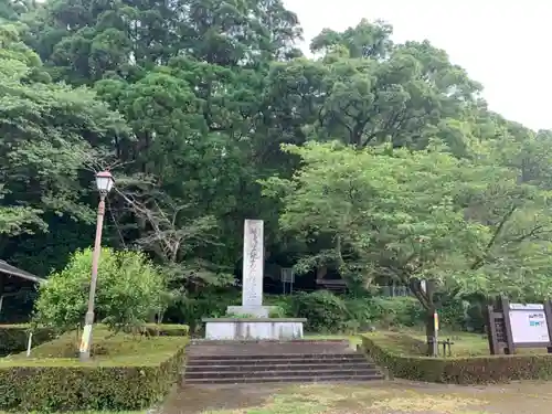 石體神社の建物その他