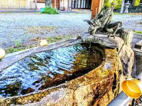 愛宕神社（横須賀）の手水舎