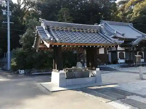 洞雲院の手水舎