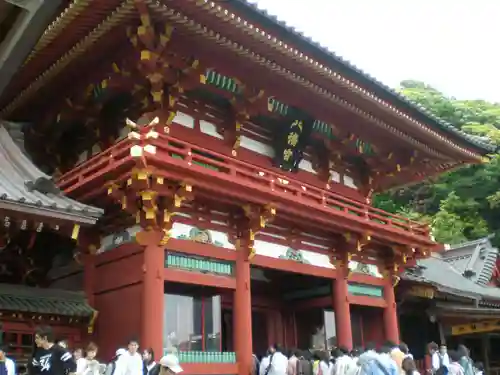 鶴岡八幡宮の山門・神門